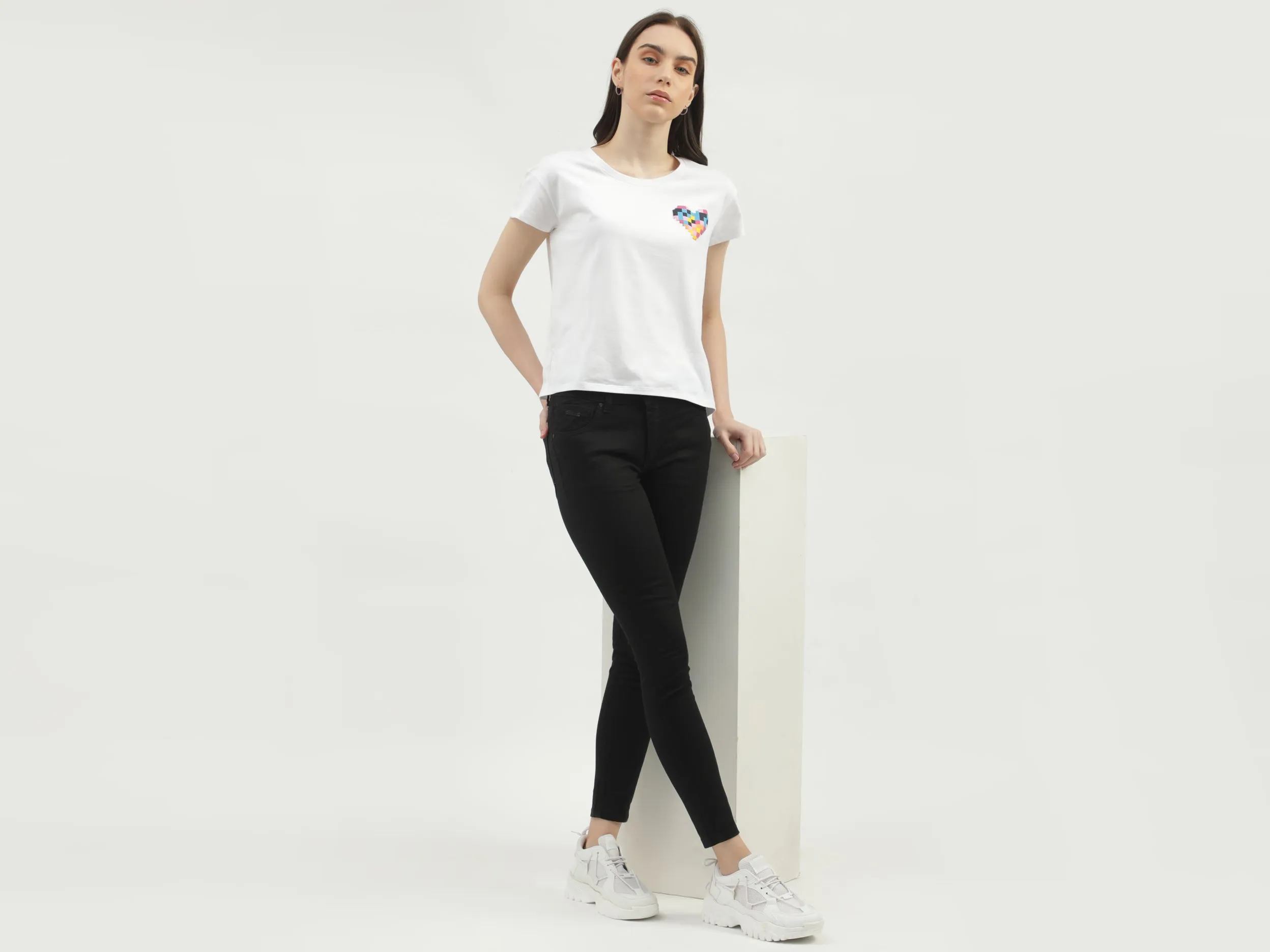 Women's Solid Skinny Fit Trousers