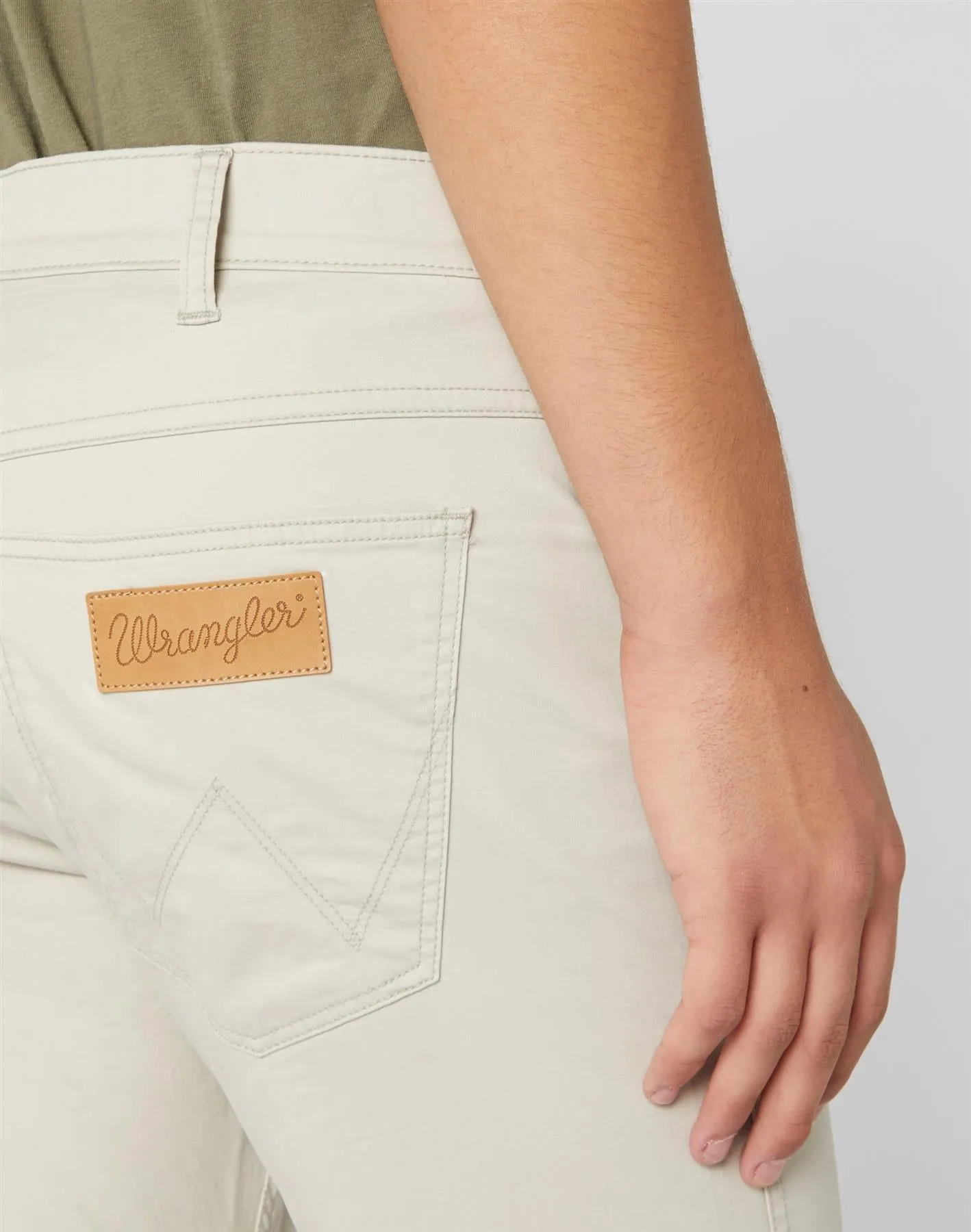 Wrangler Men's Greensboro Stretch Cotton Chino Straight Leg In Stone (W15QWA40V) Size 34-46