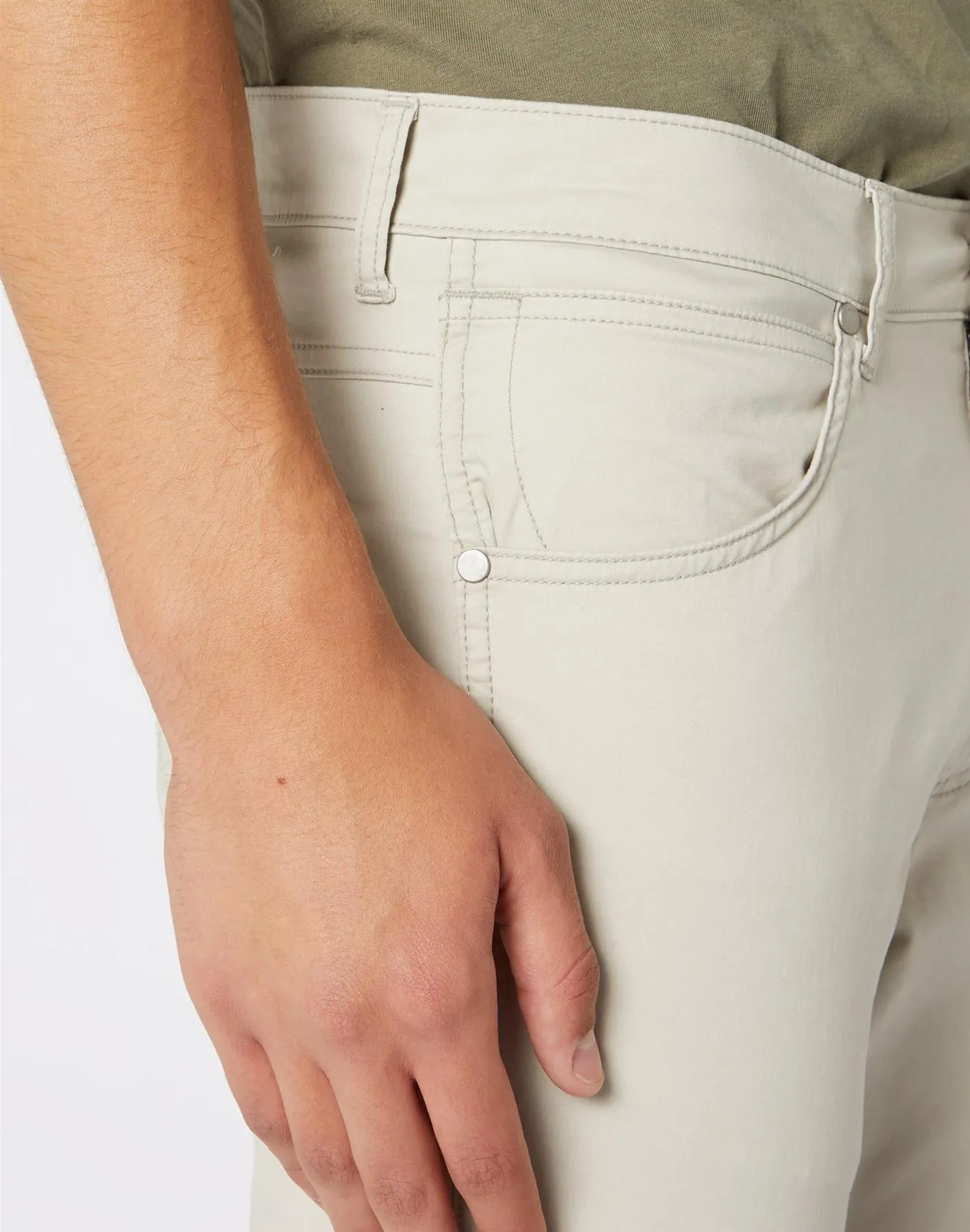Wrangler Men's Greensboro Stretch Cotton Chino Straight Leg In Stone (W15QWA40V) Size 34-46