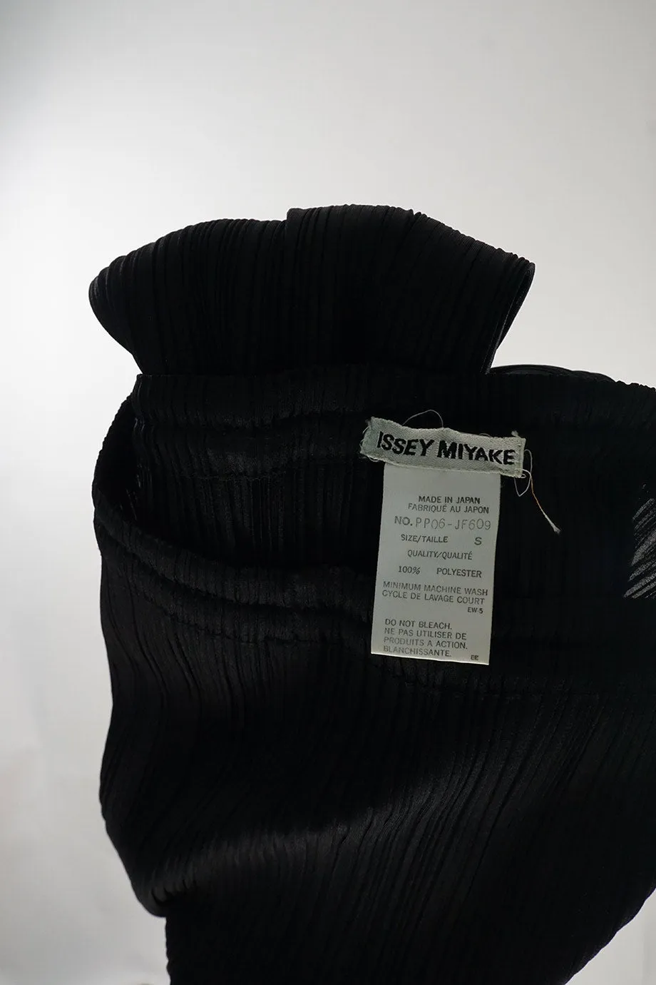 [WW30161] Issey Miyake | Skinny Pants